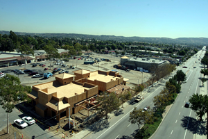 West Covina, CA View up